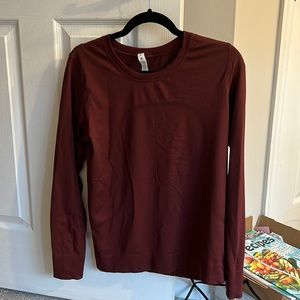 Merlot lululemon size 8 swift tech long sleeve barely worn